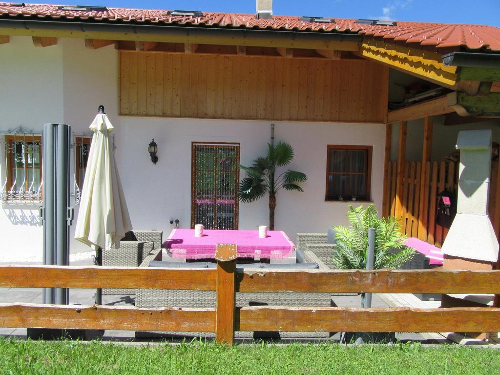 Alpen-Chalet Ehrwald Esterno foto